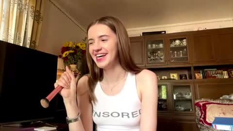 Snapshot of josiedeibel chatting on July 20, 2026, 9:12 am Luna online show from July 20, 2026, 9:12 am
