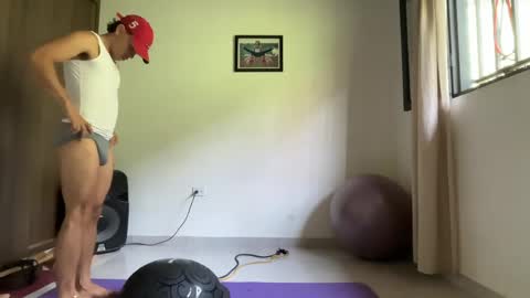 Snapshot of joulianogreco1 chatting on May 23, 2026, 3:27 pm Im Jouliano online show from May 23, 2026, 3:27 pm