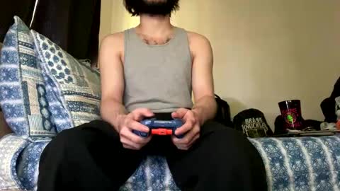 Joy3100 online show from December 5, 2025, 7:32 pm