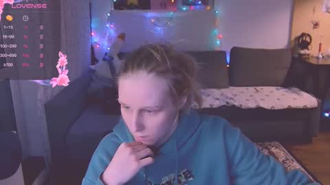 joy_keys online show from March 6, 2025, 6:48 pm