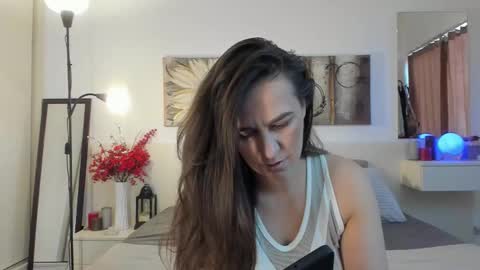 CassidyJoy online show from September 18, 2025, 11:56 am