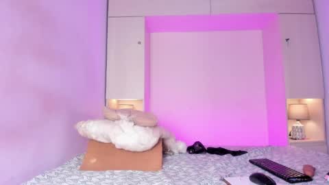 joyceblake online show from June 5, 2026, 4:52 am