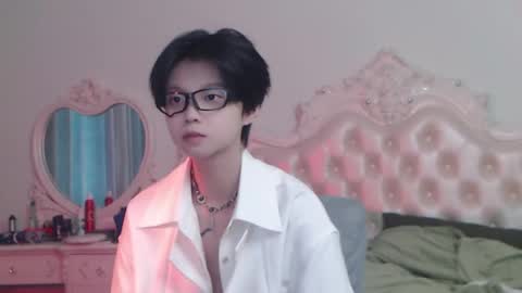 joycekay online show from May 7, 2026, 1:44 am
