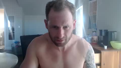 Snapshot of jplem chatting on January 28, 2025, 6:07 pm KingDingaLing34 online show from January 28, 2025, 6:07 pm