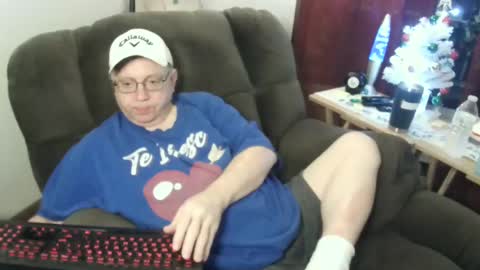 Snapshot of jpmel99 chatting on December 25, 2024, 11:10 pm jpmel99 online show from December 25, 2024, 11:10 pm