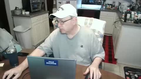 Snapshot of jpmel99 chatting on January 14, 2025, 10:27 am jpmel99 online show from January 14, 2025, 10:27 am