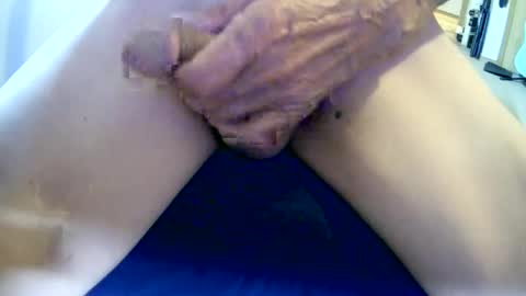 Snapshot of jries329 chatting on August 4, 2026, 7:44 am jries329 online show from August 4, 2026, 7:44 am