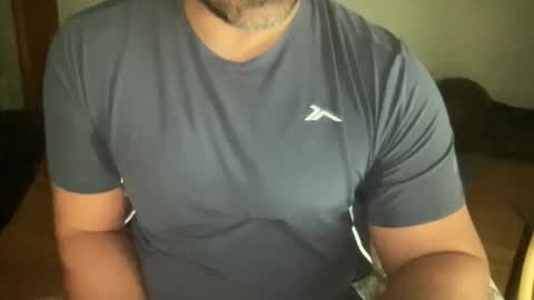 jsrmr online show from November 5, 2025, 5:02 pm