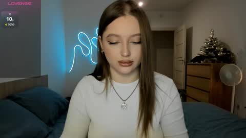 Julia and Julia online show from December 15, 2025, 1:37 pm