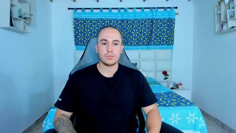 Juan online show from January 26, 2025, 11:18 pm