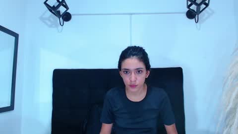 Snapshot of juan_and_luciana chatting on July 17, 2026, 12:23 pm online show from July 17, 2026, 12:23 pm