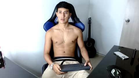Snapshot of juan_da01 chatting on February 19, 2025, 12:46 am JuanDa online show from February 19, 2025, 12:46 am