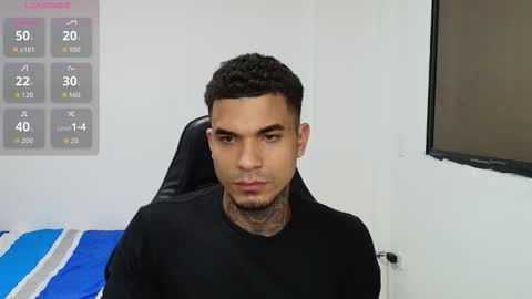 juan_gomez_1 online show from February 2, 2026, 9:30 am