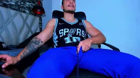 juan_jsmith online show from February 10, 2026, 7:07 pm