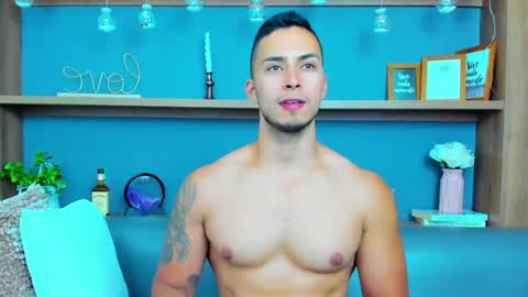 juan_muscle online show from February 26, 2025, 1:21 am