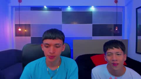 Snapshot of juan_nd_steven chatting on January 18, 2025, 4:26 am JuanSteven online show from January 18, 2025, 4:26 am