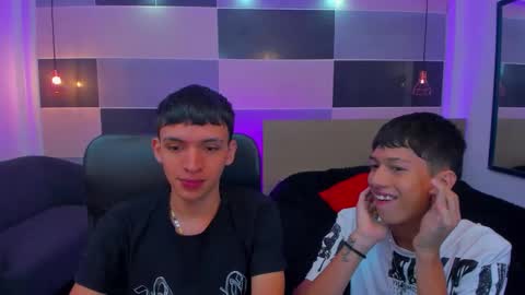 Snapshot of juan_nd_steven chatting on January 25, 2025, 12:16 pm JuanSteven online show from January 25, 2025, 12:16 pm