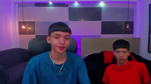 Snapshot of juan_nd_steven chatting on January 26, 2025, 12:43 pm JuanSteven online show from January 26, 2025, 12:43 pm