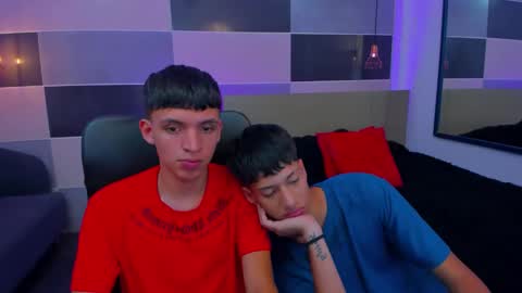 Snapshot of juan_nd_steven chatting on February 13, 2025, 10:34 am JuanSteven online show from February 13, 2025, 10:34 am