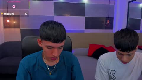 Snapshot of juan_nd_steven chatting on February 23, 2025, 12:37 pm JuanSteven online show from February 23, 2025, 12:37 pm