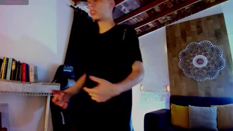 Snapshot of juan_posada1 chatting on February 16, 2026, 5:53 pm Juan Posada online show from February 16, 2026, 5:53 pm