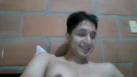 juanc23_371 online show from December 29, 2024, 11:50 pm