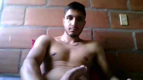juanc23_371 online show from February 21, 2025, 9:54 pm