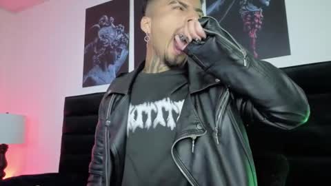 juancamilo66_ online show from February 8, 2026, 2:48 am