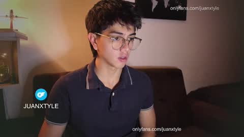 . online show from October 22, 2025, 10:09 pm