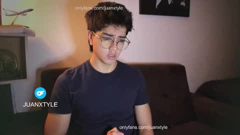 . online show from October 29, 2025, 9:05 pm