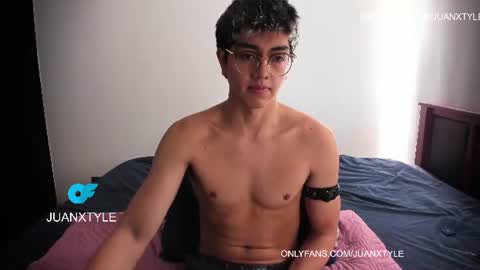 Snapshot of juancamroom chatting on June 22, 2026, 2:14 pm . online show from June 22, 2026, 2:14 pm
