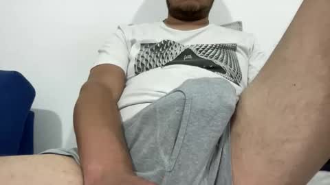 Snapshot of juandavergax42 chatting on February 1, 2026, 4:44 am juandavergax42 online show from February 1, 2026, 4:44 am