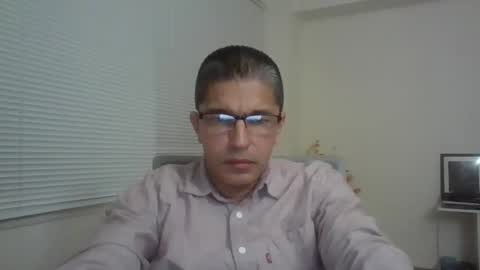 Snapshot of juanearth1 chatting on February 26, 2026, 11:15 pm juanearth1 online show from February 26, 2026, 11:15 pm