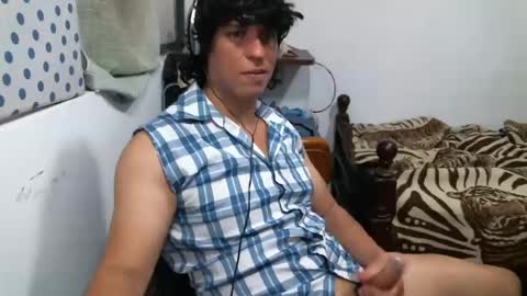 Snapshot of juanito2727 chatting on December 7, 2024, 4:09 am amor online show from December 7, 2024, 4:09 am