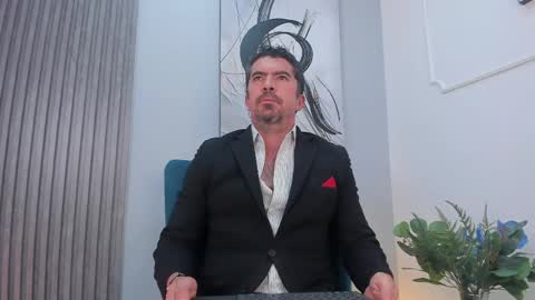 Snapshot of juank_fit45 chatting on May 13, 2026, 2:42 am Juan k online show from May 13, 2026, 2:42 am
