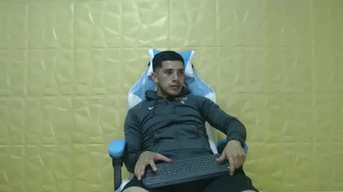 Snapshot of juanperez1999777 chatting on September 17, 2025, 10:22 pm juanperez1999777 online show from September 17, 2025, 10:22 pm