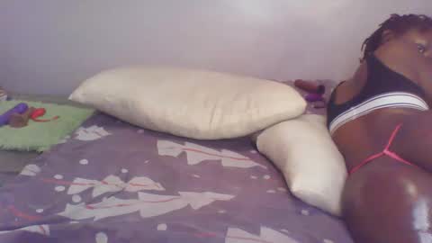 juicyass online show from September 30, 2025, 2:38 am