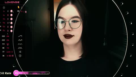 Bella online show from November 9, 2025, 7:34 pm