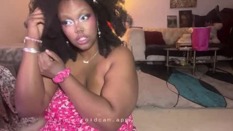 Snapshot of juicy_janet chatting on May 31, 2026, 8:32 am juicy_janet online show from May 31, 2026, 8:32 am