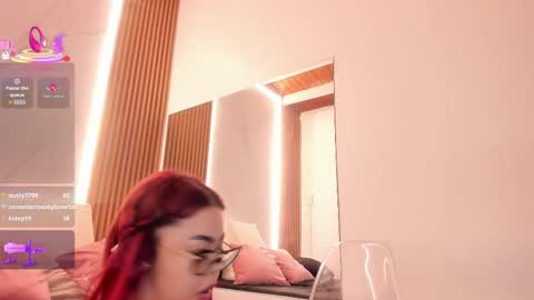 Snapshot of juicy_led_ chatting on March 3, 2025, 2:26 pm Juicy online show from March 3, 2025, 2:26 pm