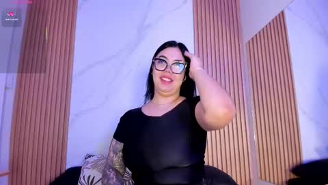 Snapshot of juicy_led_ chatting on October 22, 2025, 11:10 am Juicy online show from October 22, 2025, 11:10 am