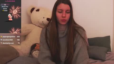 laura online show from January 11, 2025, 1:32 pm