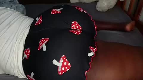 Snapshot of juicybooty_001 chatting on October 14, 2025, 7:09 am Sweetass online show from October 14, 2025, 7:09 am