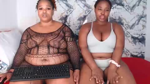 juicyjasminx online show from March 19, 2026, 11:31 pm
