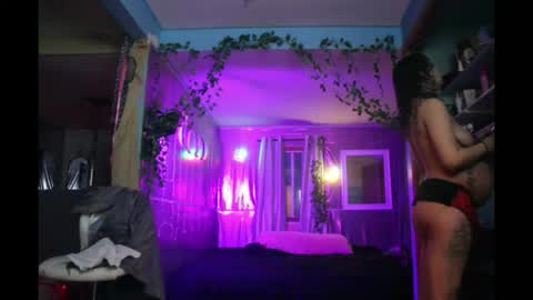 Snapshot of juicyjayxxx69 chatting on April 29, 2026, 3:43 am juicyjayxxx69 online show from April 29, 2026, 3:43 am