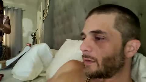 juicyjulia8 online show from October 24, 2025, 5:09 pm