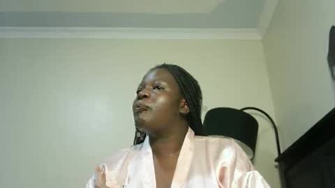 Snapshot of juicyslurrt chatting on June 7, 2026, 6:44 pm juicyslurrt online show from June 7, 2026, 6:44 pm