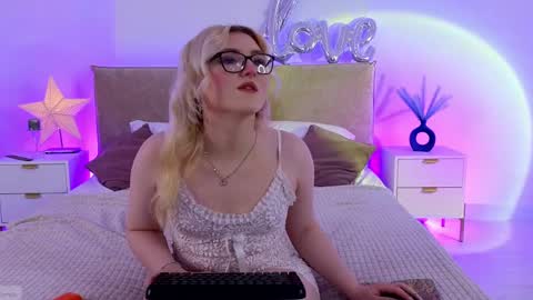 Snapshot of jules_nightt chatting on May 25, 2026, 9:21 pm Jules Nightt online show from May 25, 2026, 9:21 pm