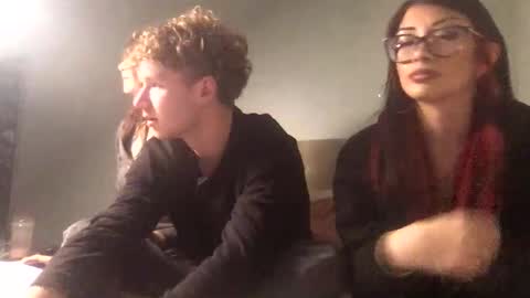 Snapshot of jules_vondi chatting on December 1, 2025, 4:17 am jules_vondi online show from December 1, 2025, 4:17 am