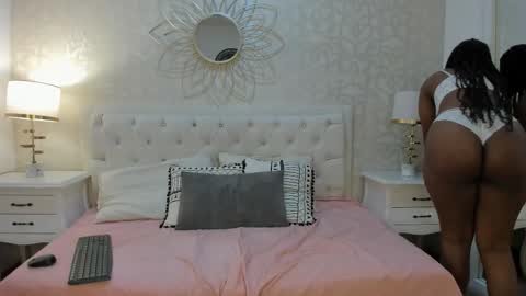 jules_wilds online show from January 16, 2026, 11:36 am